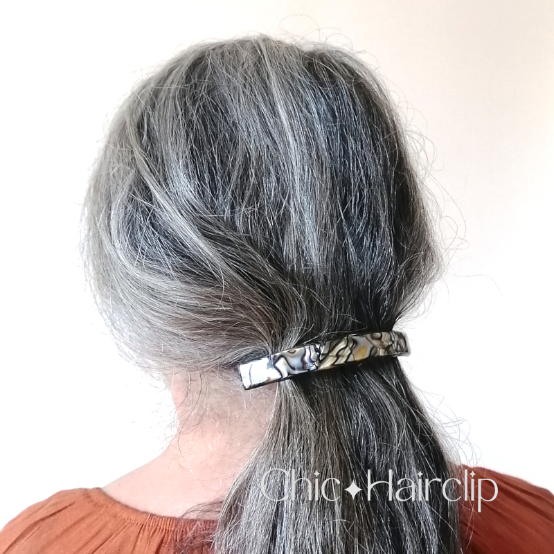 Barrette cheveux épais chic offrez à vos cheveux la qualité qu'ils méritent avec cet accessoire 100% fait main en France. Barrette cheveux femme élégante