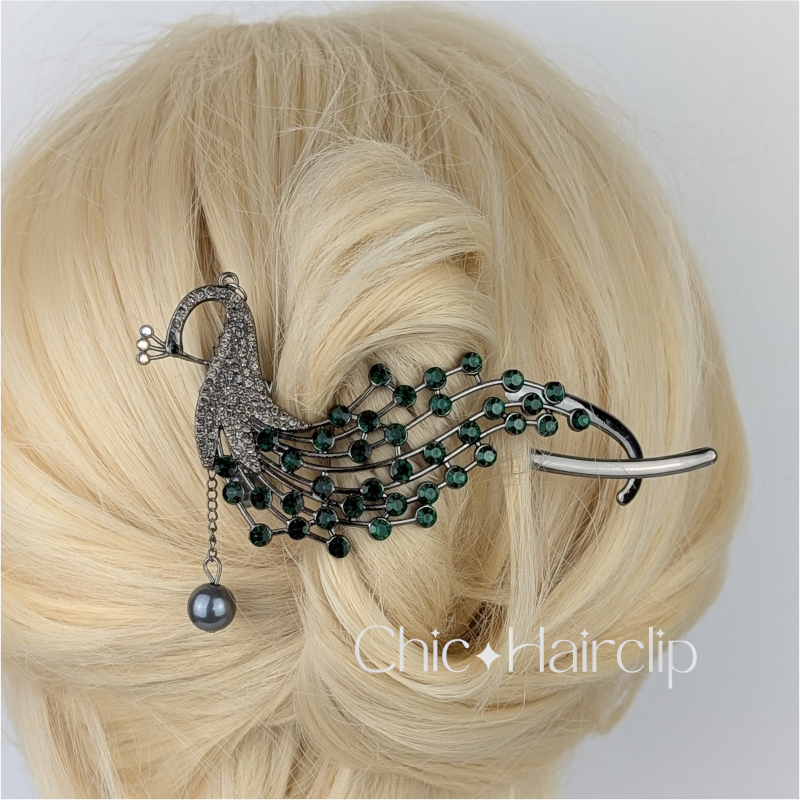 barrette cheveux en métal originale chic pour des coiffures réussies et modernes en chignon