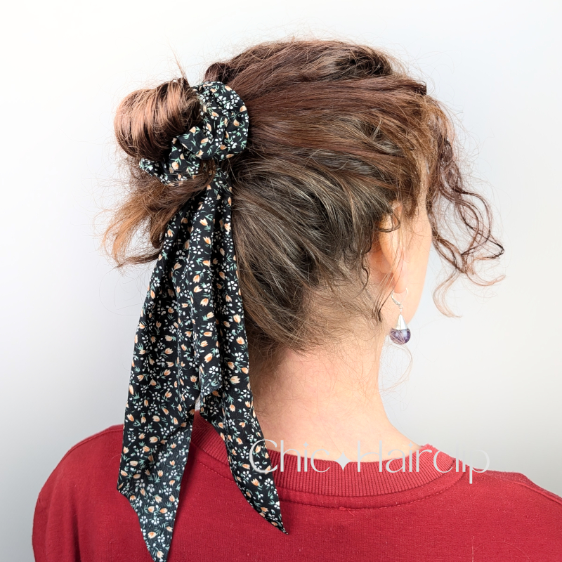 Chouchou foulchie pour cheveux tissu fleuri