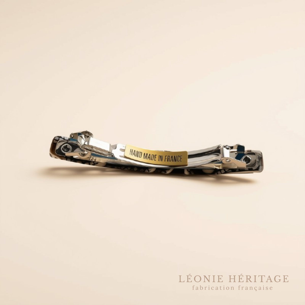Barrette plate cheveux très fins