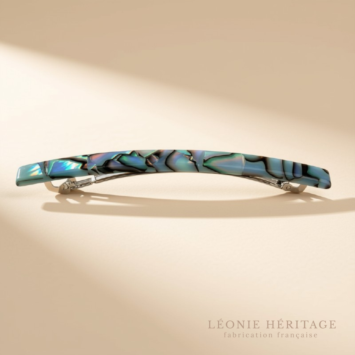 Barrette fine et longue cheveux fins