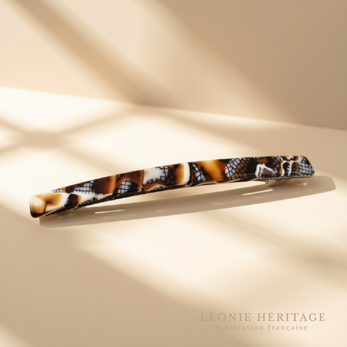 Barrette fine et longue cheveux fins